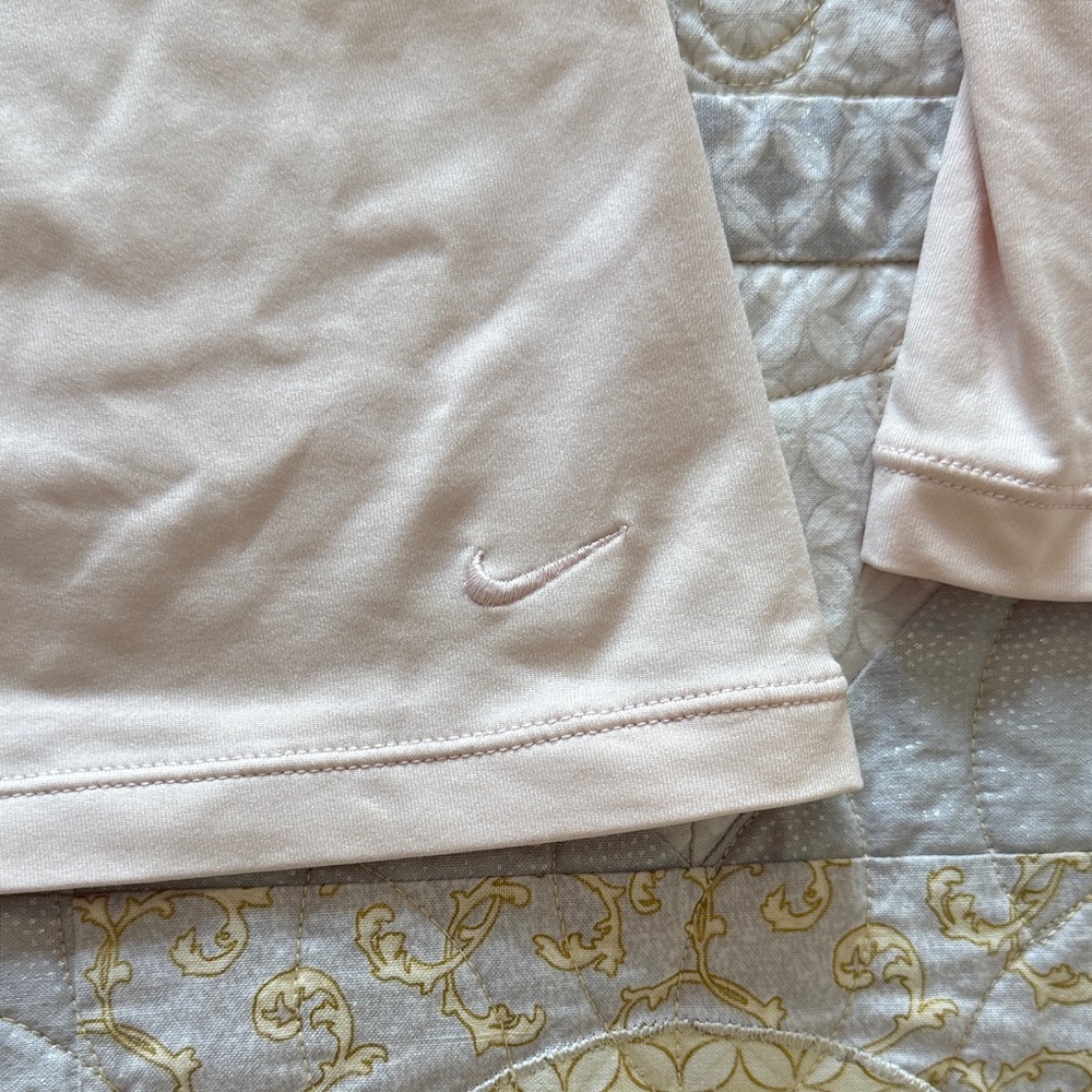 Nike Golf Dri-Fit Women’s Pink/Cream Long Sleeve Shirt - Picture 4 of 8